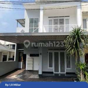 Rumah Murah Di Jagakarsa Di Perumahan Mahakam Residence Dki Jakarta, Jakarta Selatan, Jagakarsa Rumah di Jagakarsa SHM , tersedia melalui melalui situs Rumah123