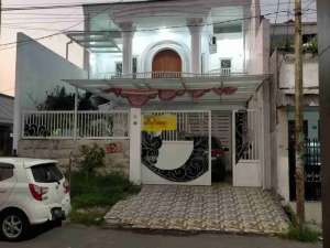 Rumah Murah Pusat KotaDekat Pusat Bisnis lokasi di Sawahan, tersedia melalui melalui situs Olx