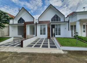 Rumah Murah Tanah Lebar di Bogor Dekat Pemda Cibinong lokasi di ",
          price: `714400000`,
          currency: `IDR`
    };


    let pageData = {
        viewPhoneModalField: , tersedia melalui melalui situs Lamudi