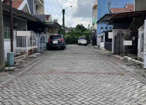 RUMAH NIRWANA EKSEKUTIF SURABAYA AREA NYAMAN MURAH RON.A2534 lokasi di rungkut, tersedia melalui melalui situs Lamudi