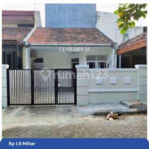 Rumah Nyaman Dengan Fasilitas Lengkap Di Kelapa Gading , tersedia melalui melalui situs Rumah123