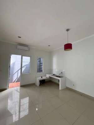 Rumah Rapi Siap Huni di Gading Serpong lokasi di Gading Serpong, tersedia melalui melalui situs Olx
