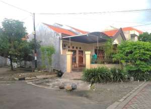 Rumah Rungkut Asri Rungkut Surabaya Timur lokasi di kalirungkut, tersedia melalui melalui situs Lamudi