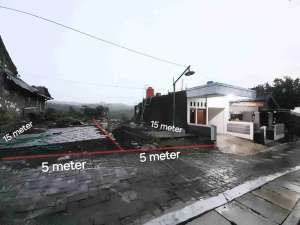 Rumah Sampangan Dekat Kampus Unika Jatingaleh lokasi di Papandayan, tersedia melalui melalui situs Olx