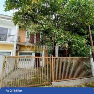 Rumah Sangat Dekat Stasiun Krl Dan Mall Di Ciputat Dekat Bintaro , tersedia melalui melalui situs Rumah123