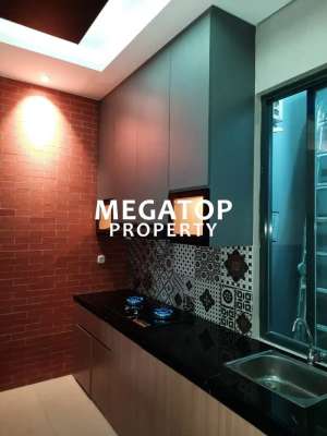 Rumah Semi Furnished Dijual di First Stone Nempel Gading Serpong lokasi di Karawaci, tersedia melalui melalui situs Olx