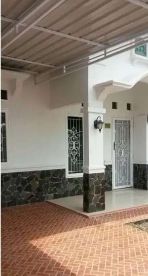 Rumah SHM di Villa bukit mas Jl. Bukit barisan. Pekanbaru lokasi di Bukit Raya, tersedia melalui melalui situs Olx
