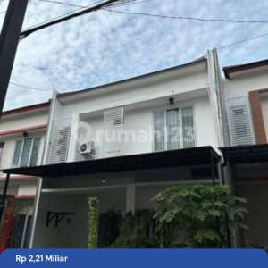 Rumah SHM Luas dekat Cibubur Junction Siap Huni Dibantu KPR J-34468 , tersedia melalui melalui situs Rumah123