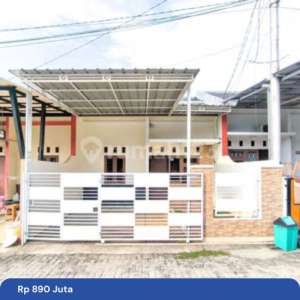 Rumah Siap Huni Dekat Bintaro 10 Menit ke Terminal 1 Lt Bisa KPR J33816 , tersedia melalui melalui situs Rumah123