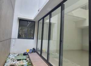 Rumah Siap Huni Di Cluster Premium Discovery Amore Sektor 9 Bintaro Jaya lokasi di pondok-aren, tersedia melalui melalui situs Lamudi