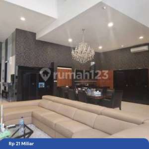 Rumah Siap Huni di PIK , tersedia melalui melalui situs Rumah123