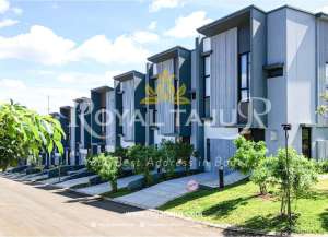 Rumah Siap Huni di Tengah Kota Bogor - Fully Furnished - Hadiah langsung Apple Watch SEiPhone 16 lokasi di ",
          price: `2537000000`,
          currency: `IDR`
    };


    let pageData = {
        viewPhoneModalField: , tersedia melalui melalui situs Lamudi