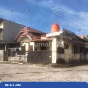 Rumah Siap Huni Dijual di Jalan Merak Sakti Pekanbaru , tersedia melalui melalui situs Rumah123