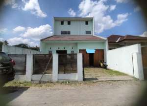 RUMAH SIAP HUNI, TIPE BESAR DEKAT LOTTE MART DI MAGUWO lokasi di depok-2, tersedia melalui melalui situs Lamudi