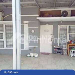 Rumah Strategis di Bekasi 15 Menit ke RS Tiara Bebas Banjir J27853 , tersedia melalui melalui situs Rumah123