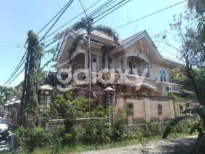 RUMAH STYLE KOLONIAL MODERN DI MOH YAMIN RENON DENPASAR, BALI lokasi di Denpasar Selatan, tersedia melalui melalui situs Olx