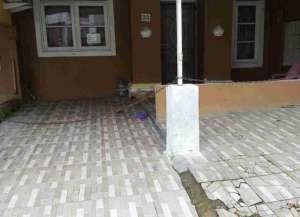 Rumah taman tampak Siring harga murmer Bogor Babakan Madang lokasi di babakan-madang, tersedia melalui melalui situs Lamudi