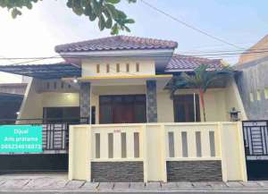 RUMAH TENGAH KOTA DI JL ABIMANYU SEMARANG TENGAH lokasi di purwosari-1, tersedia melalui melalui situs Lamudi