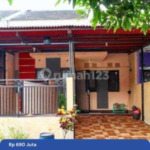 Rumah Terawat 1 Lt 15 Menit ke Gerbang Tol Cimanggis Siap Huni J21934 , tersedia melalui melalui situs Rumah123