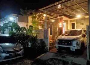 Rumah Villa Bukit Sengkaling Dau Malang lokasi di ",
          price: `775000000`,
          currency: `IDR`
    };


    let pageData = {
        viewPhoneModalField: , tersedia melalui melalui situs Lamudi