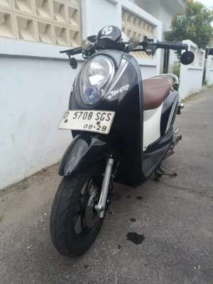 Jual bekas Scoopy Karbu 2012,lokasi di Garut Kota