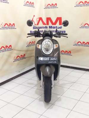 Jual bekas scoopy stylish Tahun 2019 warna Abu Abu,lokasi di Sukolilo