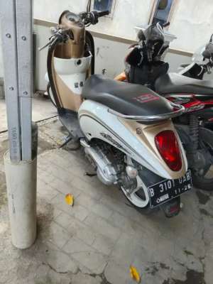 Jual bekas Scoopy THN 2012 plat B Jakarta,lokasi di Banguntapan