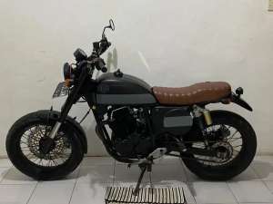 Jual bekas Scorpio 225cc Costume Scrambler Lengkap BU,lokasi di Sumur Bandung
