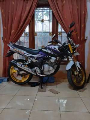 Jual bekas scorpio z kesayangan 2008,lokasi di Cipondoh