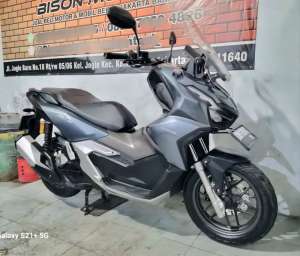 Jual bekas Seperti baru HONDA NEW ADV 160 CBS ISS 2024 Pajak on 150,lokasi di Karang Tengah
