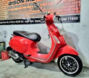 Jual bekas Seperti baru NEW VESPA SPRINT IGET ABS FACELIFT 2022 Pajak ON 150,lokasi di Karang Tengah