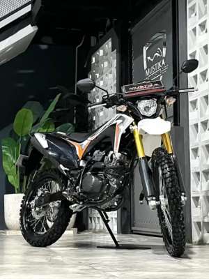 Jual bekas Siap gassHonda CRF 150 2023. Odo 9rb. DANNY Mustika Motoshop Sulfat,lokasi di Blimbing