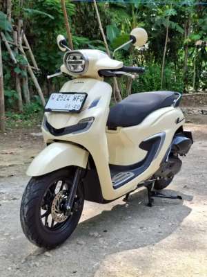 Jual bekas Stylo 160 CBS 2024,lokasi di Tanah Merah