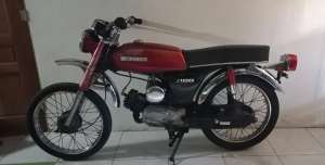 Jual bekas Suzuki a100 1979 utuh terawat pribadi,lokasi di Klojen