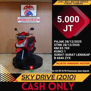 Jual bekas SUZUKI SKYDRIVE TH 2010 PAJAK ON MOTOR MURAH MERIAH,lokasi di Duren Sawit