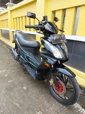Jual bekas Suzuki skywave 2010 surat lengkap hitam,lokasi di Pamulang