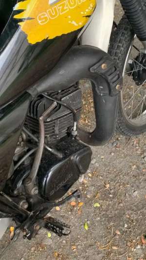 SUZUKI TS 125,JUAL CEPAT lokasi di Sidoarjo, tersedia melalui melalui situs Olx