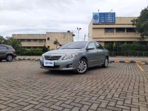 Jual bekas TDP 5,JT Toyota Corolla Altis 1.8 Bensin-AT Silver 2010,lokasi di 