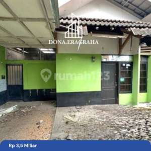 Termurah Rumah Lama Hitung Tanah di Komplek Villa Delima, Jaksel , tersedia melalui melalui situs Rumah123