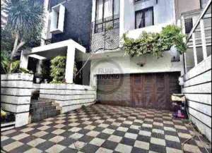 town house siap huni Billy moon pondok kelapa jakarta timur lokasi di pondok-kelapa-1, tersedia melalui melalui situs Lamudi