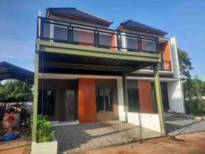 Townhouse Premium Pinggir Jalan Jatiwarna Pondok gede bekasi lokasi di Pondok Gede, tersedia melalui melalui situs Olx