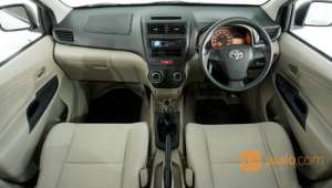 Jual bekas Toyota Avanza 1.3 E MT 2015 Silver,lokasi di Kota Tangerang Selatan