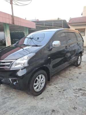 Jual bekas Toyota Avanza 2012 Bensin,lokasi di 