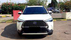 Jual bekas Toyota Corolla Cross 1.8 Hybrid AT 2021 Km 76Rb Service Record Garansi,lokasi di 