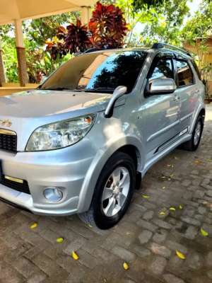 Jual bekas Toyota Rush G 2012 Automatic AA,lokasi di 