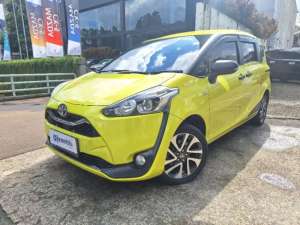 Jual bekas Toyota Sienta 1.5 V Bensin-AT 2019 Kuning,lokasi di 