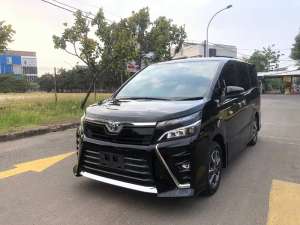 Jual bekas Toyota Voxy 2019 Hitam,lokasi di 