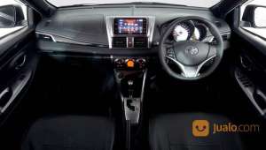 Jual bekas Toyota Yaris S TRD Sportivo AT 2017 Hitam,lokasi di Kota Bekasi