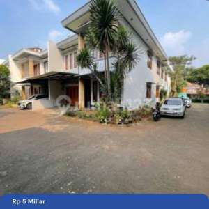 Turun Harga Rumah Semi Furnished Lokasi Tenang Dalam Townhouse Dijual Cepat di Cilandak , tersedia melalui melalui situs Rumah123
