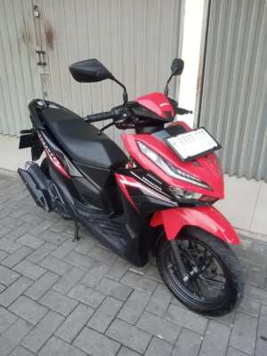 Jual bekas Vario 125 CBS 2024 merah hitam,lokasi di Tingkir